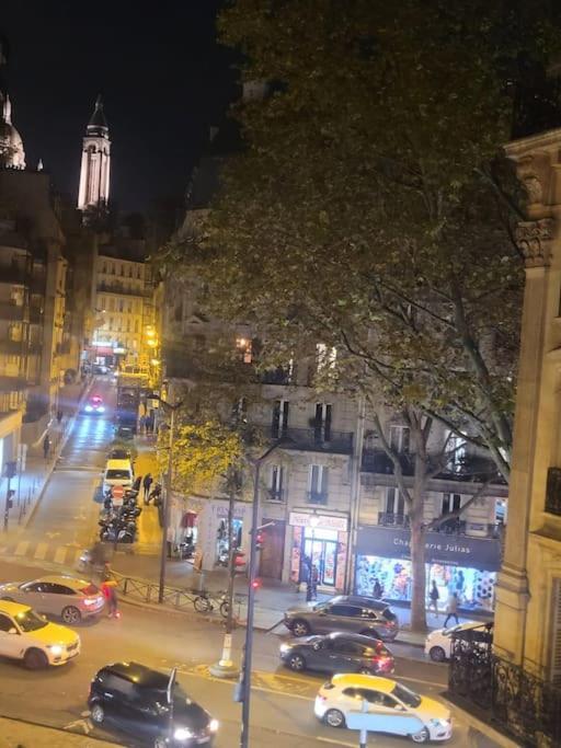 Charmant Appartement Pres De Montmartre Paris Exterior foto